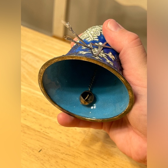 Cloisonné vintage glitter snowflake bell Christmas ornament enamel copper - Picture 6 of 7